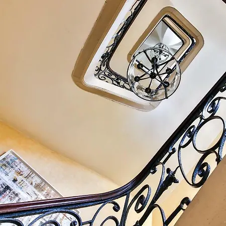 Parc Royal Apartment