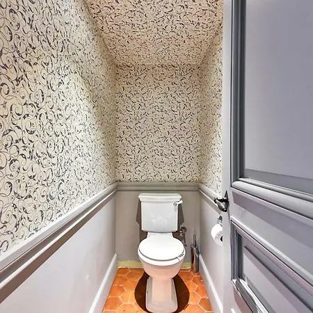 Apartment Parc Royal Paris