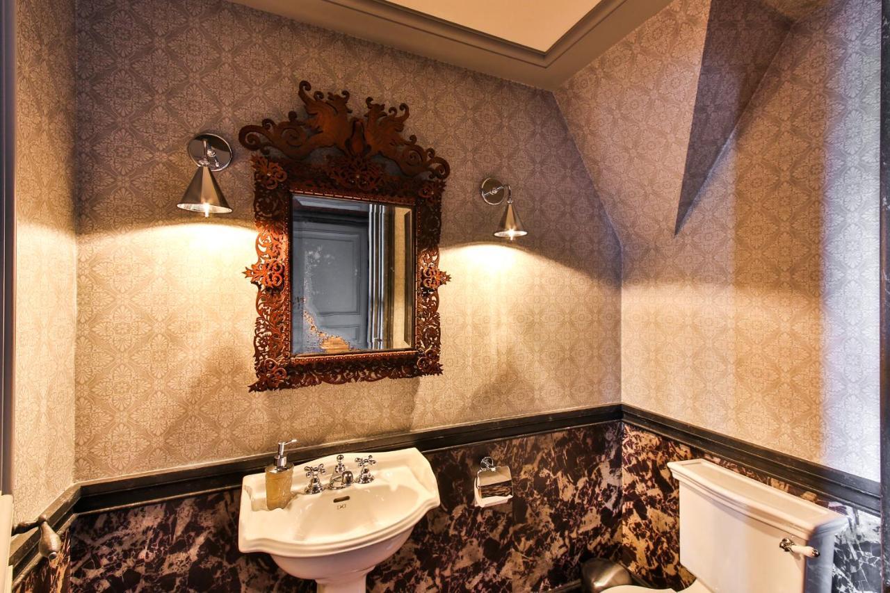 Apartment Parc Royal Paris