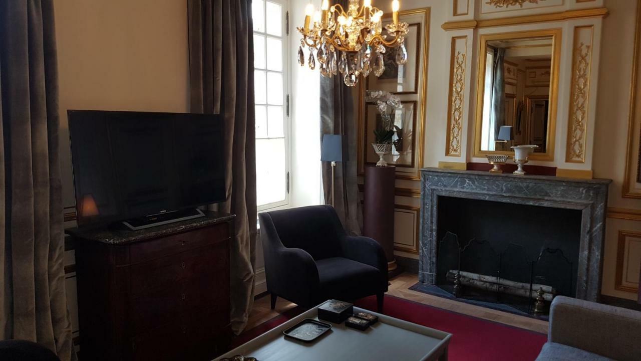 Apartment Parc Royal Paris