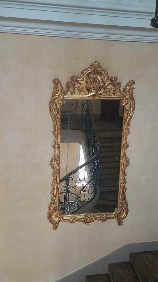 Apartment Parc Royal Paris