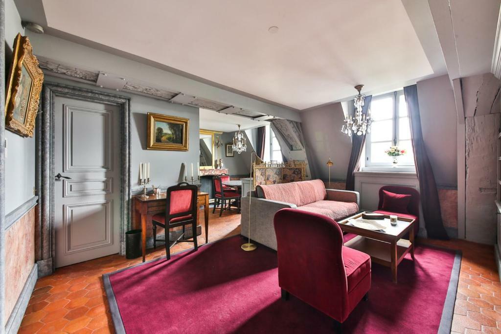 Parc Royal Apartment *