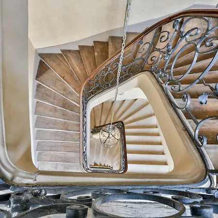 Appartamento Parc Royal *